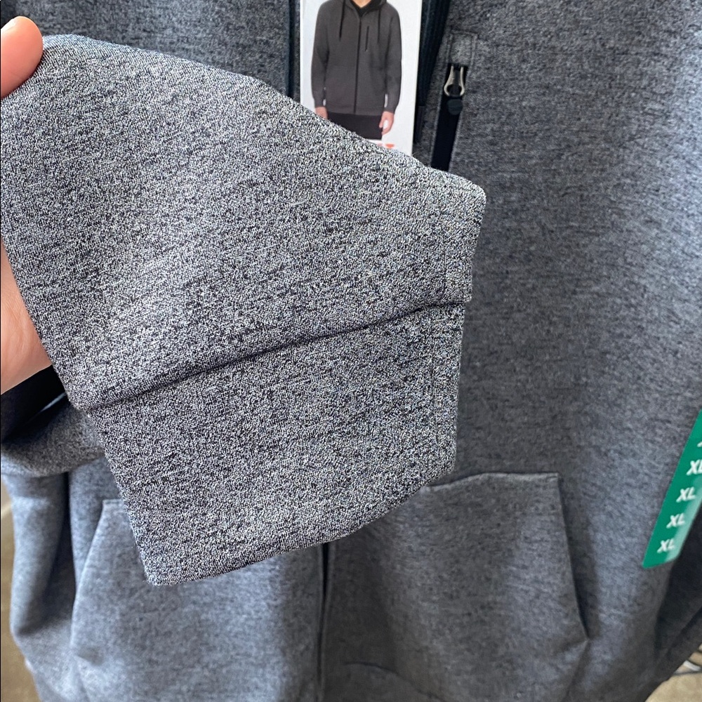 32 Degrees Heat | XL Zip-Up Hoodie with Furry Lining - Picture 5 of 7
